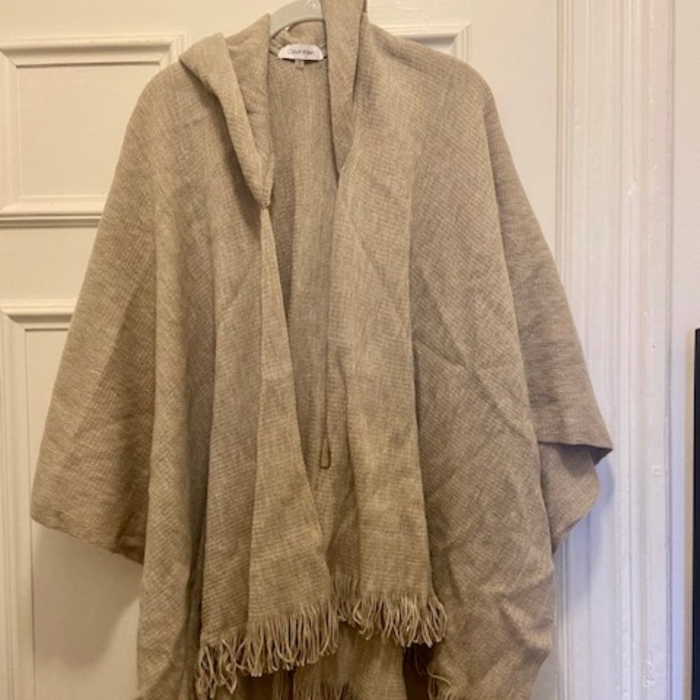 Hooded Calvin Klein Cape
